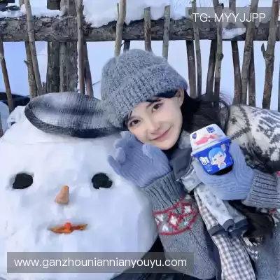 仲灵楚